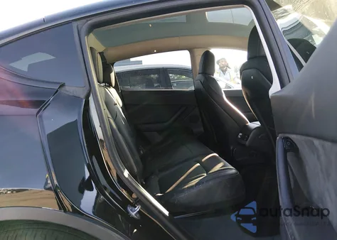 2021 Tesla Model Y Long Range Dual Motor All-Wheel Drive из США, поврежденный, VIN 5YJYGDEE2MF108380